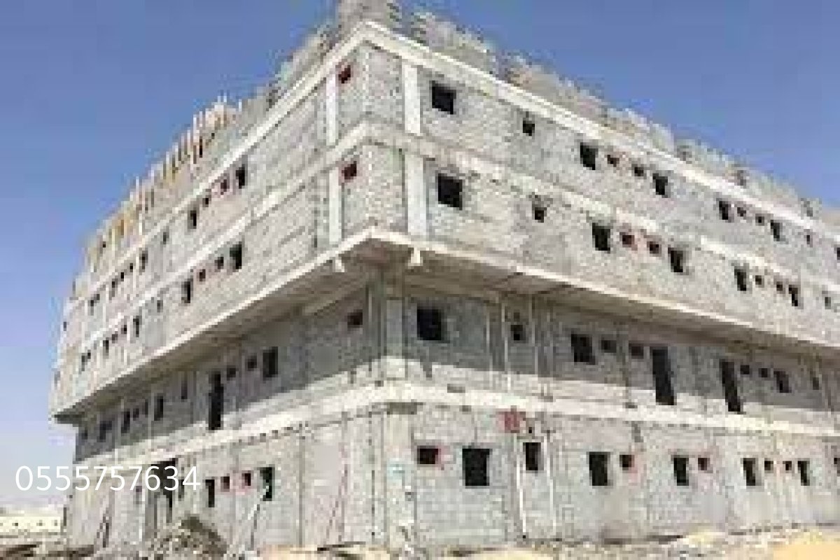 بناء العظم يبدأ من الأساسات ويستكمل بالجدران والأعمدة.